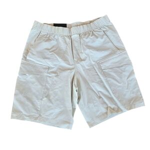 Lululemon Versa Twill Cargo Pocket Shorts Khaki Size Xl